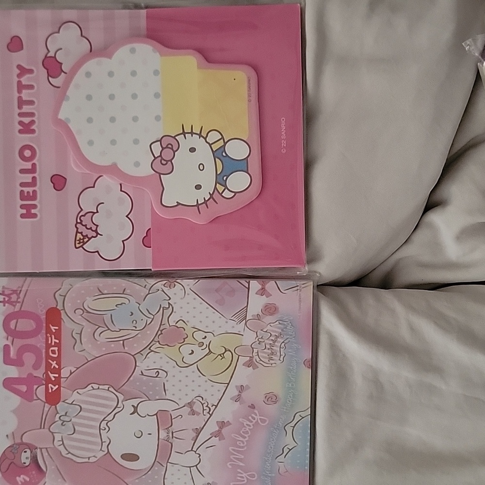 Hello Kitty Sticky Note Collection- Set Of 5 - Picture 2 of 3